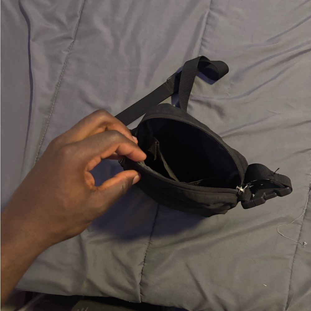 Nike Black Mini Crossbody Bag with White Logo - Picture 3 of 4